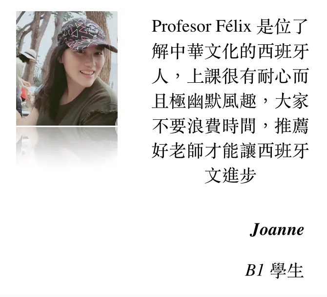 Profesor enseñando con entusiasmo